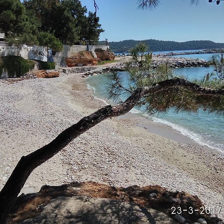 Family House By The Beach โปตอส ภายนอก รูปภาพ